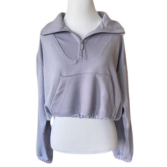 MANIFEST Lavender Cropped Work Out Zip Top - Picture 1 of 4